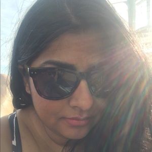 Meet your Posher, Maneka